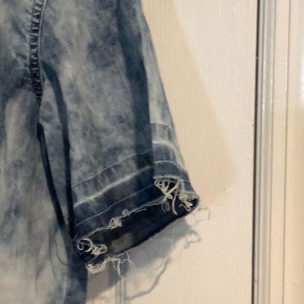 TRUE RELIGION Y2K Oversized Cotton Blue Acid Wash Punk Grunge Alt Urban Top S - Picture 3 of 10